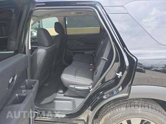 2026 Nissan Pathfinder SV – miniatura 10