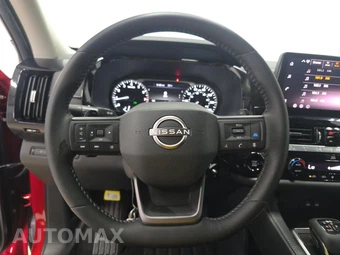 2026 Nissan Pathfinder SV – miniatura 10