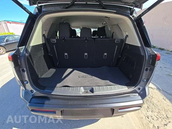 2026 Nissan Pathfinder SV – miniatura 12