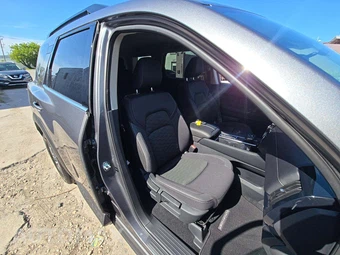 2026 Nissan Pathfinder SV – miniatura 16