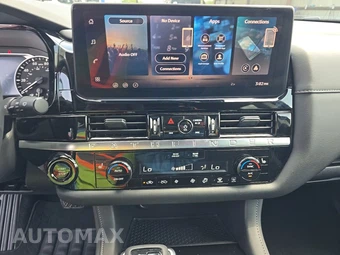 2026 Nissan Pathfinder SV – miniatura 11