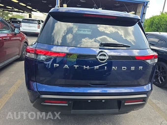 2026 Nissan Pathfinder SV – miniatura 5