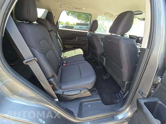 2026 Nissan Pathfinder SV – miniatura 17