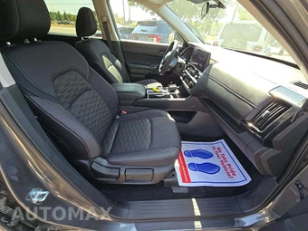 2026 Nissan Pathfinder SV – miniatura 19
