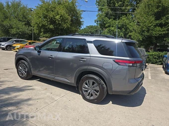 2026 Nissan Pathfinder SV – miniatura 2