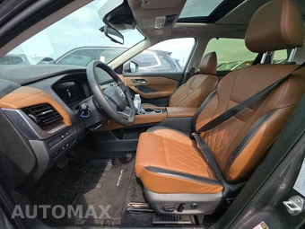 2026 Nissan Rogue Platinum - miniatura 7