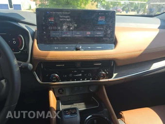 2026 Nissan Rogue Platinum - miniatura 10