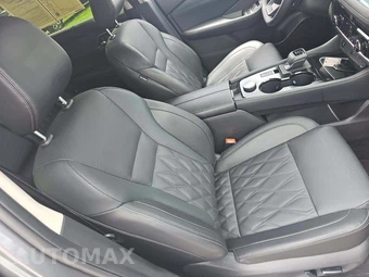2026 Nissan Rogue Platinum – miniatura 15