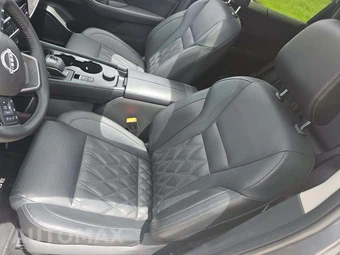2026 Nissan Rogue Platinum – miniatura 3
