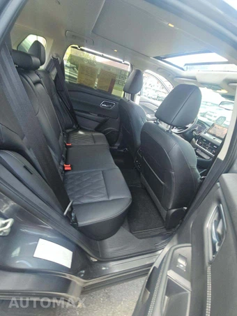 2026 Nissan Rogue Platinum - miniatura 16