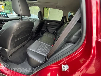 2026 Nissan Rogue Platinum - miniatura 11