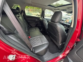 2026 Nissan Rogue Platinum - miniatura 15