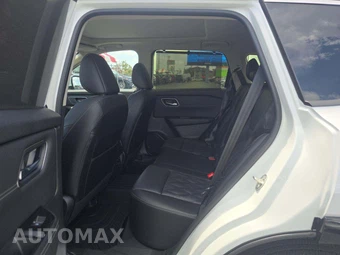 2026 Nissan Rogue Platinum – miniatura 10