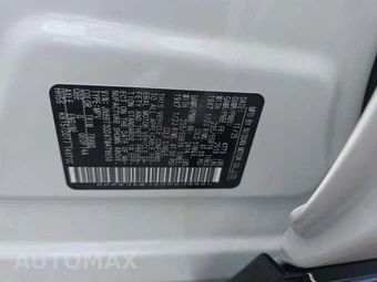 2026 Nissan Rogue Platinum – miniatura 2