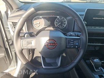 2026 Nissan Rogue Rock Creek - miniatura 10