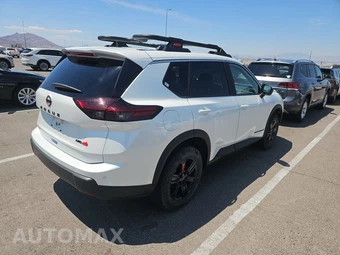 2026 Nissan Rogue Rock Creek - miniatura 4