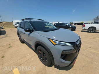 2026 Nissan Rogue Rock Creek - miniatura 4