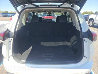 2026 Nissan Rogue Rock Creek – miniatura 16