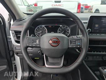 2026 Nissan Rogue Rock Creek - miniatura 10