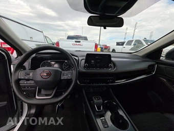 2026 Nissan Rogue Rock Creek - miniatura 11