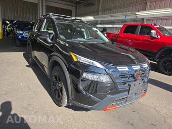 2026 Nissan Rogue Rock Creek - miniatura 3