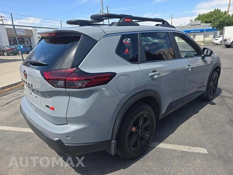 2026 Nissan Rogue Rock Creek – miniatura 3