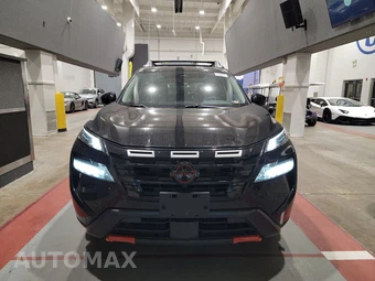 2026 Nissan Rogue Rock Creek – miniatura 2
