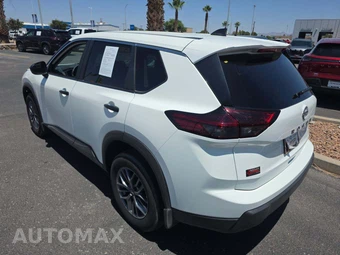 2026 Nissan Rogue S – miniatura 2