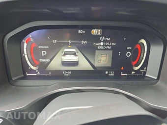 2026 Nissan Rogue SL – miniatura 9