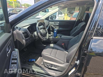 2026 Nissan Rogue SL – miniatura 6
