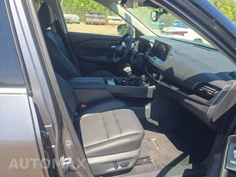 2026 Nissan Rogue SL - miniatura 8