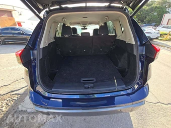 2026 Nissan Rogue SL – miniatura 11