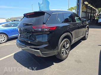2026 Nissan Rogue SL – miniatura 4