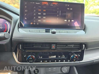 2026 Nissan Rogue SL – miniatura 10
