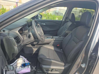 2026 Nissan Rogue SL – miniatura 6