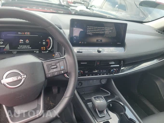 2026 Nissan Rogue SL – miniatura 11