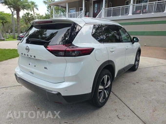2026 Nissan Rogue SL – miniatura 3