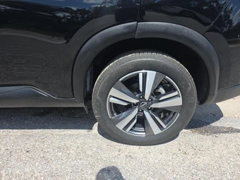2026 Nissan Rogue SL – miniatura 11