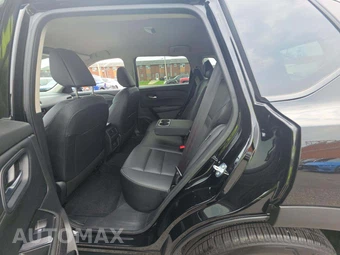 2026 Nissan Rogue SL – miniatura 10