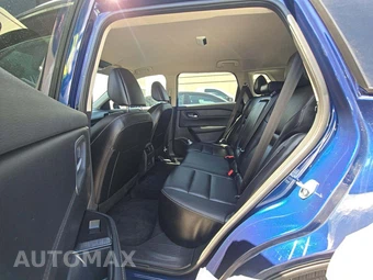 2026 Nissan Rogue SL - miniatura 10