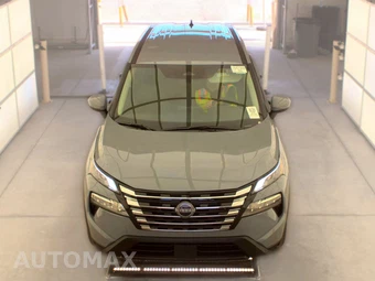 2026 Nissan Rogue SV – miniatura 2