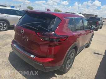 2026 Nissan Rogue SV – miniatura 5