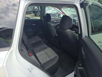 2026 Nissan Rogue SV – miniatura 16