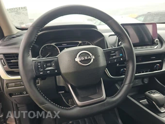 2026 Nissan Rogue SV – miniatura 10
