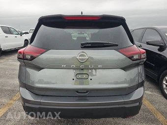 2026 Nissan Rogue SV – miniatura 5