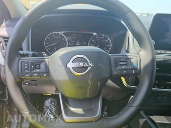 2026 Nissan Rogue SV – miniatura 10