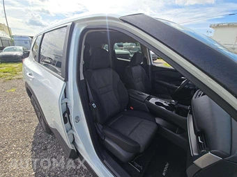 2026 Nissan Rogue SV – miniatura 15