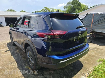 2026 Nissan Rogue SV – miniatura 2