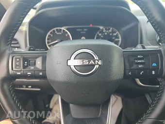 2026 Nissan Rogue SV - miniatura 10