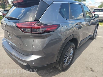2026 Nissan Rogue SV - miniatura 4